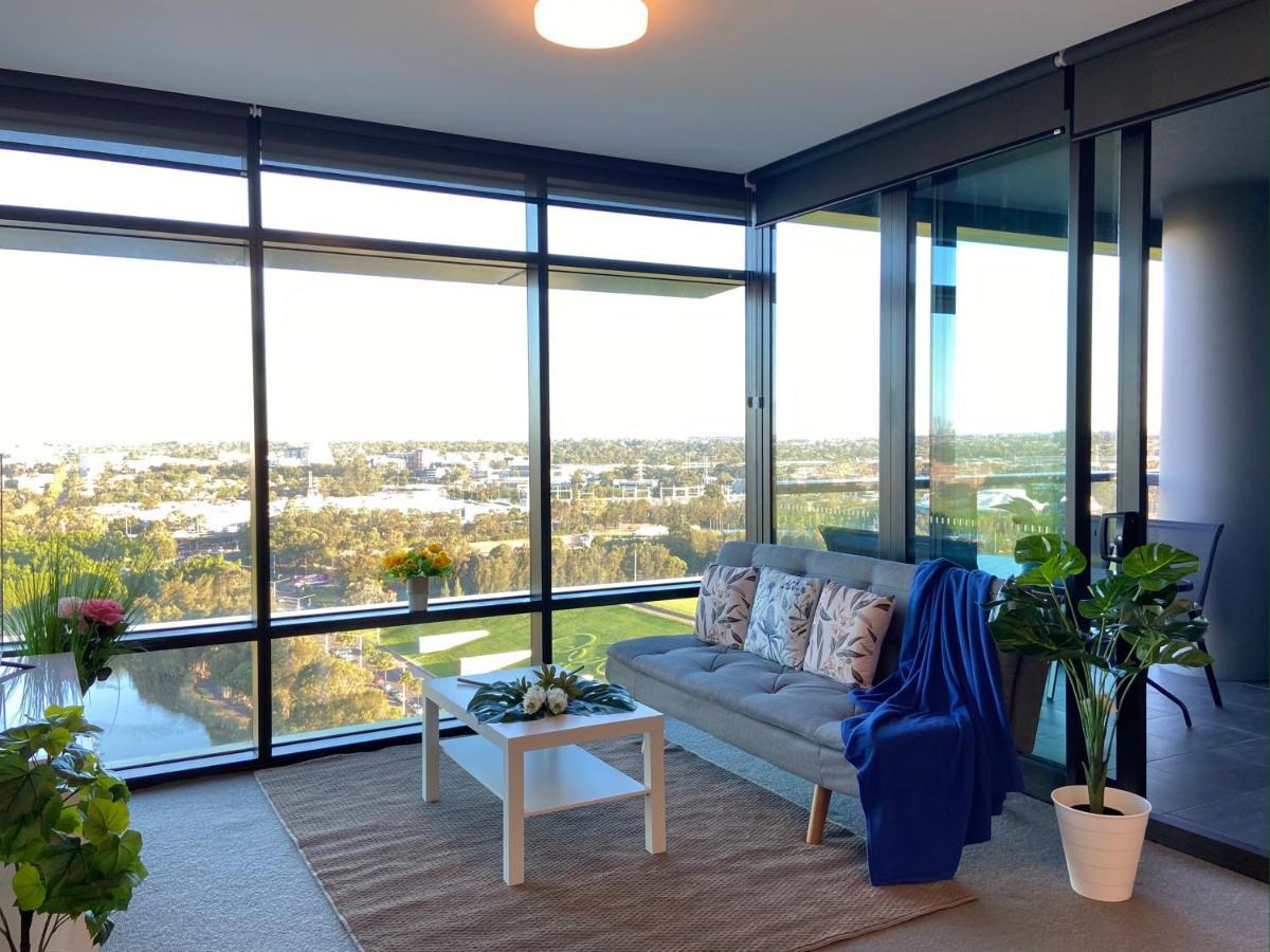 Parkside & City View In Sydney Olympic Park Luaran gambar