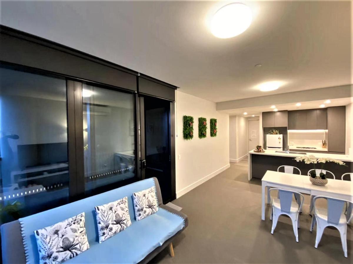 Parkside & City View In Sydney Olympic Park Luaran gambar
